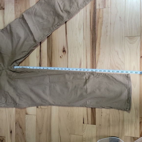 Gap straight khakis 32w - Picture 5 of 7